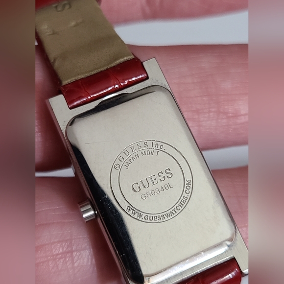 Red Guess leather crocodile watch genuine leather euc - Picture 9 of 14